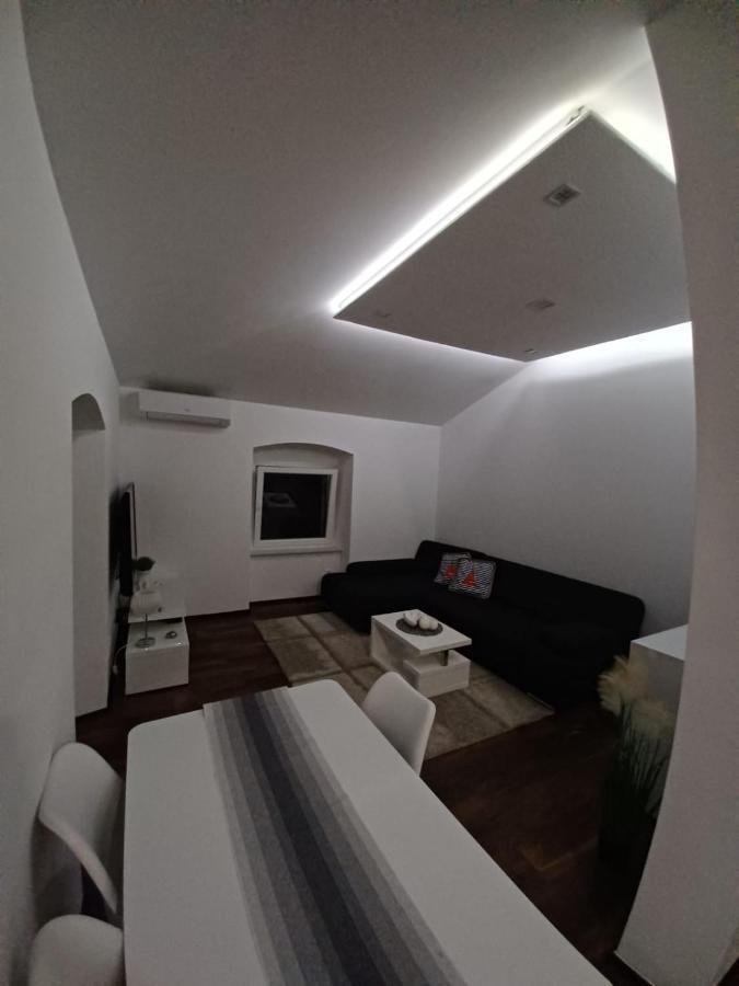 Niko 1 Apartment Mali Lošinj Exterior foto