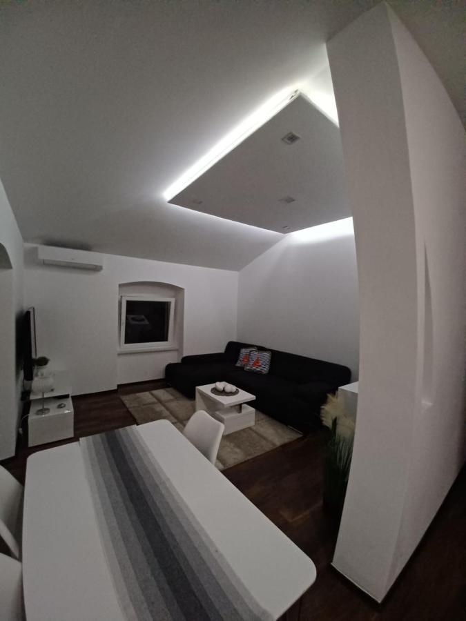 Niko 1 Apartment Mali Lošinj Exterior foto