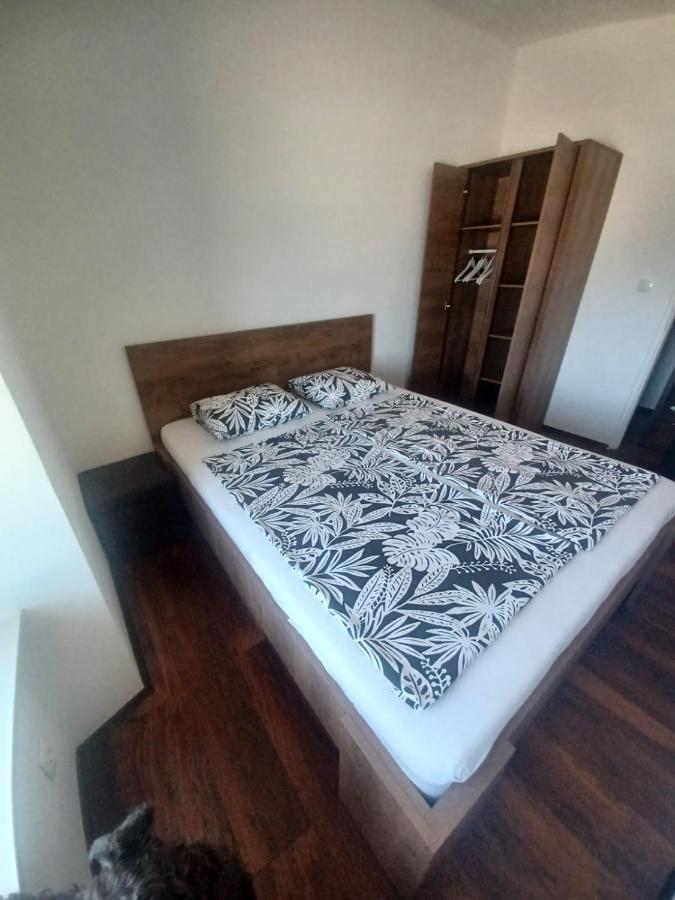 Niko 1 Apartment Mali Lošinj Exterior foto
