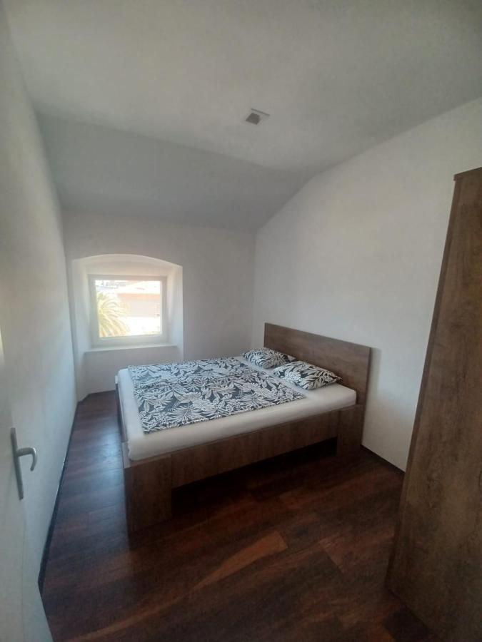 Niko 1 Apartment Mali Lošinj Exterior foto